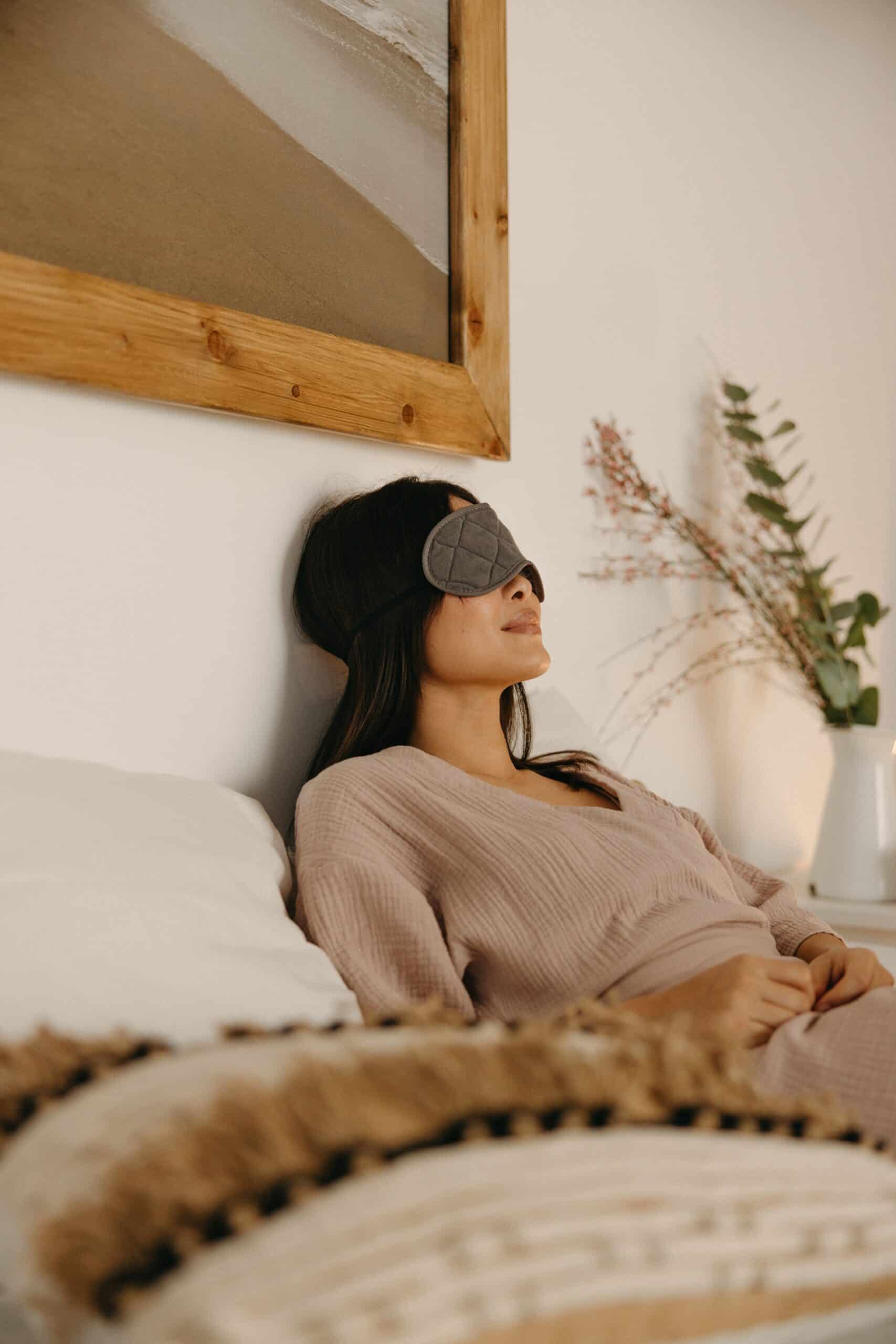 Sleep Mask Light Therapy: Glo to Sleep